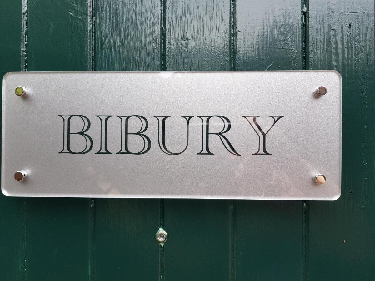 The Dog Inn Old Sodbury Exterior photo