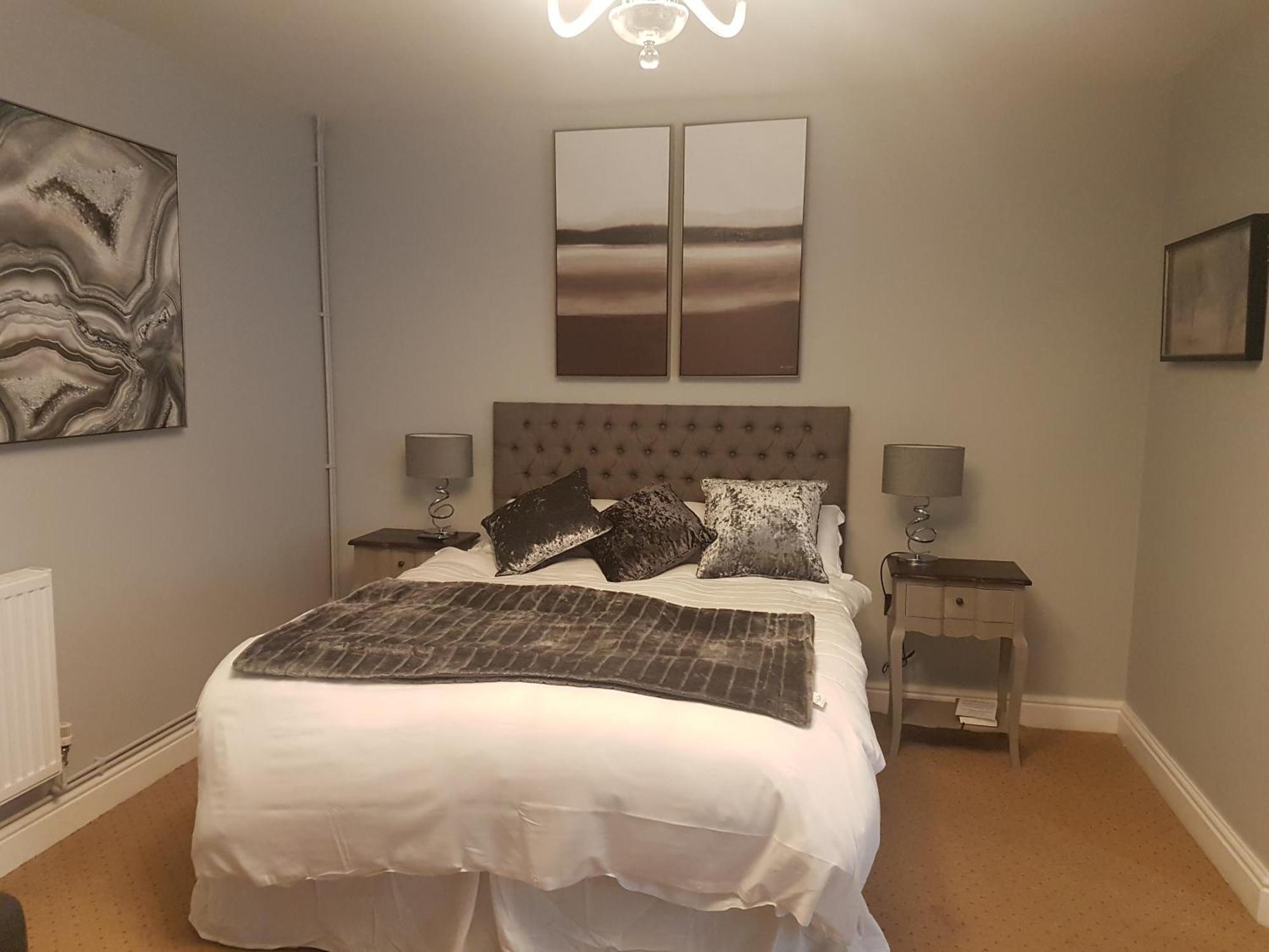 The Dog Inn Old Sodbury Room photo