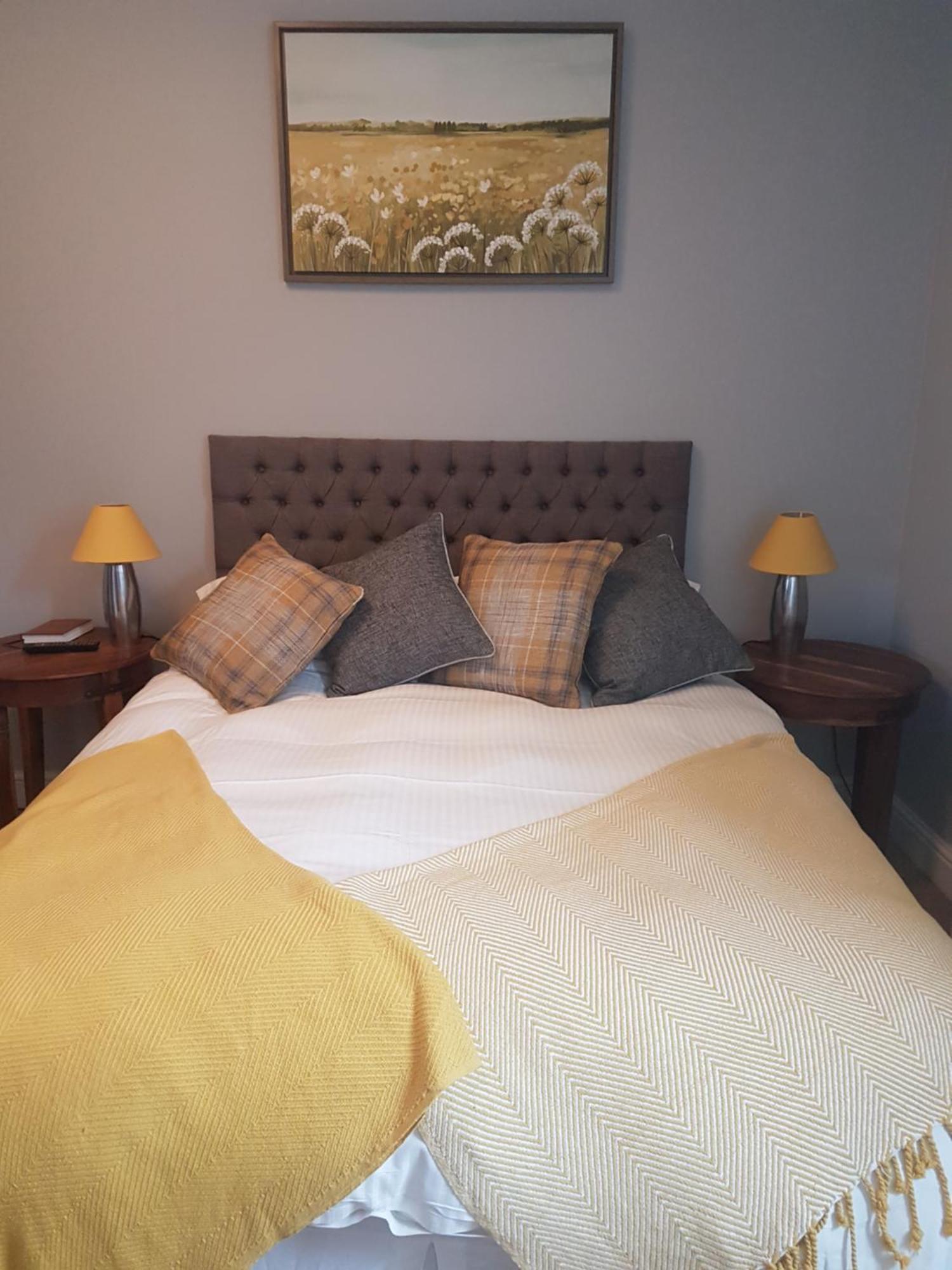 The Dog Inn Old Sodbury Room photo